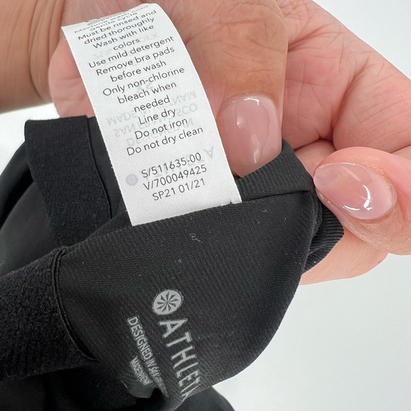 Athleta Keyhole Strappy One Piece Swimsuit In Black - Picture 6 of 7